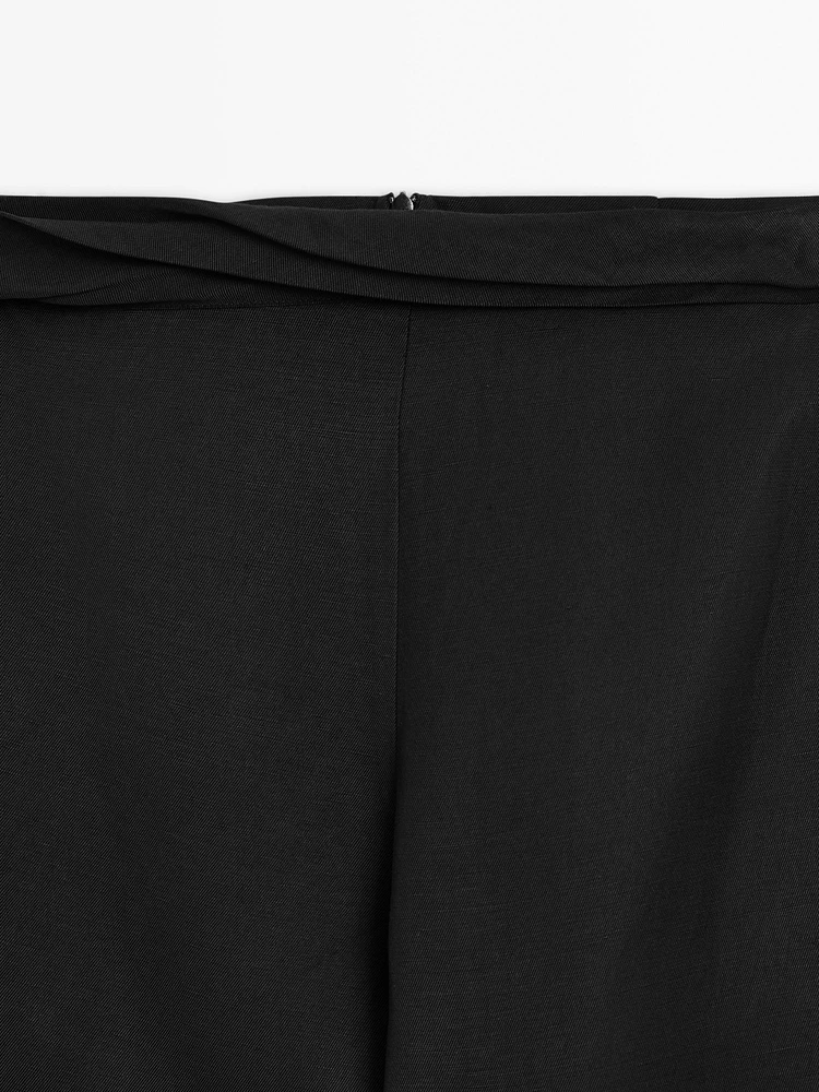 Pantalon straight détail taille