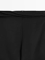 Pantalon straight détail taille