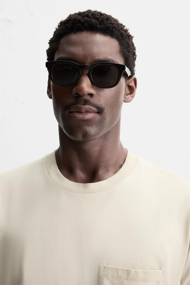 POCKET T-SHIRT