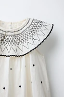 ROBE BRODÉE