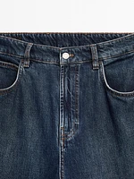 Wide-leg jeans