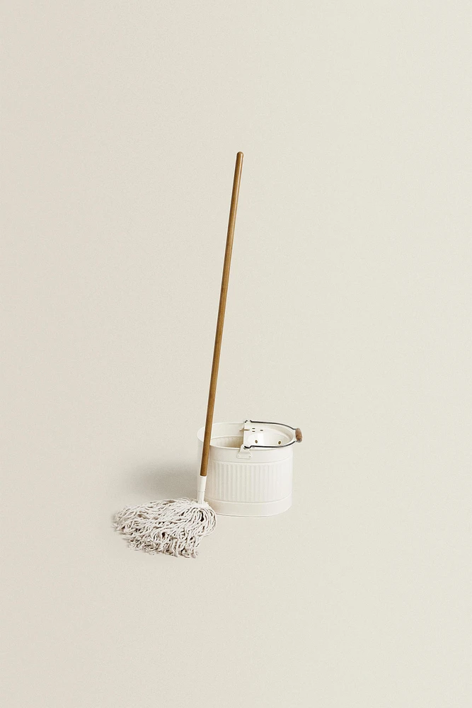 MOP AND BUCKET SET