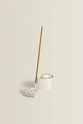 MOP AND BUCKET SET