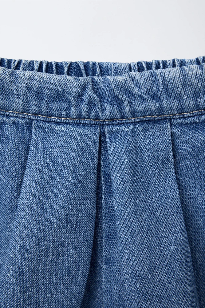PLEATED DENIM SHORTS