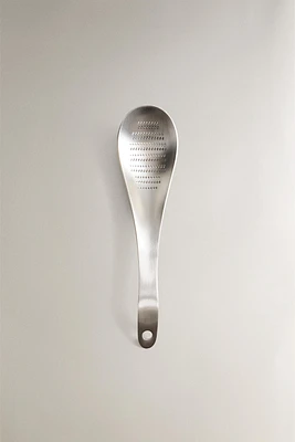 STEEL GINGERBREAD GRATER