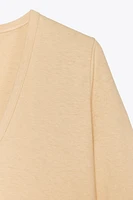 T-SHIRT COL EN V
