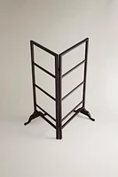 FOLDABLE TOWEL RACK