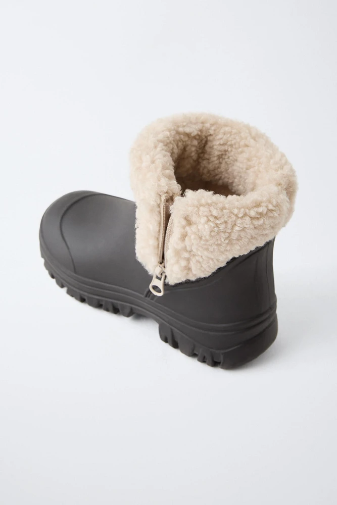 FLEECE RAIN BOOTS