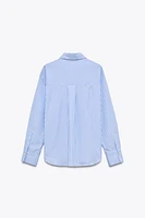 CHEMISE EN POPELINE À RAYURES ET BOUTONS MATIÈRES VARIÉES