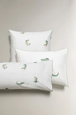 CHILDREN’S CROCODILE PILLOWCASE