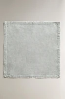 SCALLOPED NAPKINS
