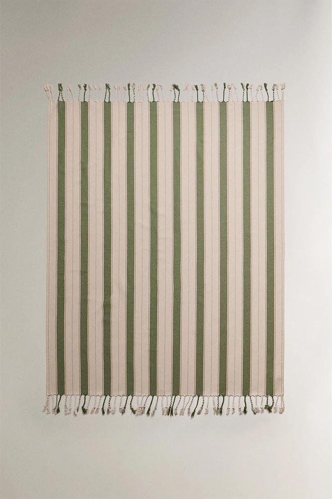 GREEN STRIPED BLANKET