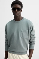 CREW NECK POCKET SWEATSHIRT