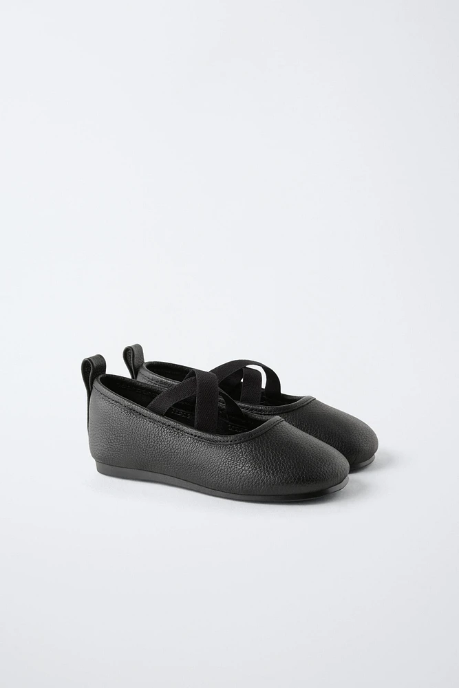 BALLERINES EN CUIR