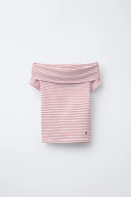 STRIPED OFF SHOULDER T-SHIRT