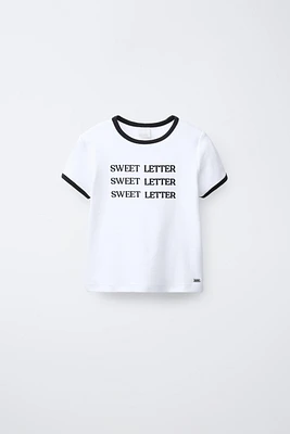 CONTRAST TRIM TEXT T-SHIRT