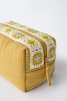 TROUSSE TEXTURE CROCHET