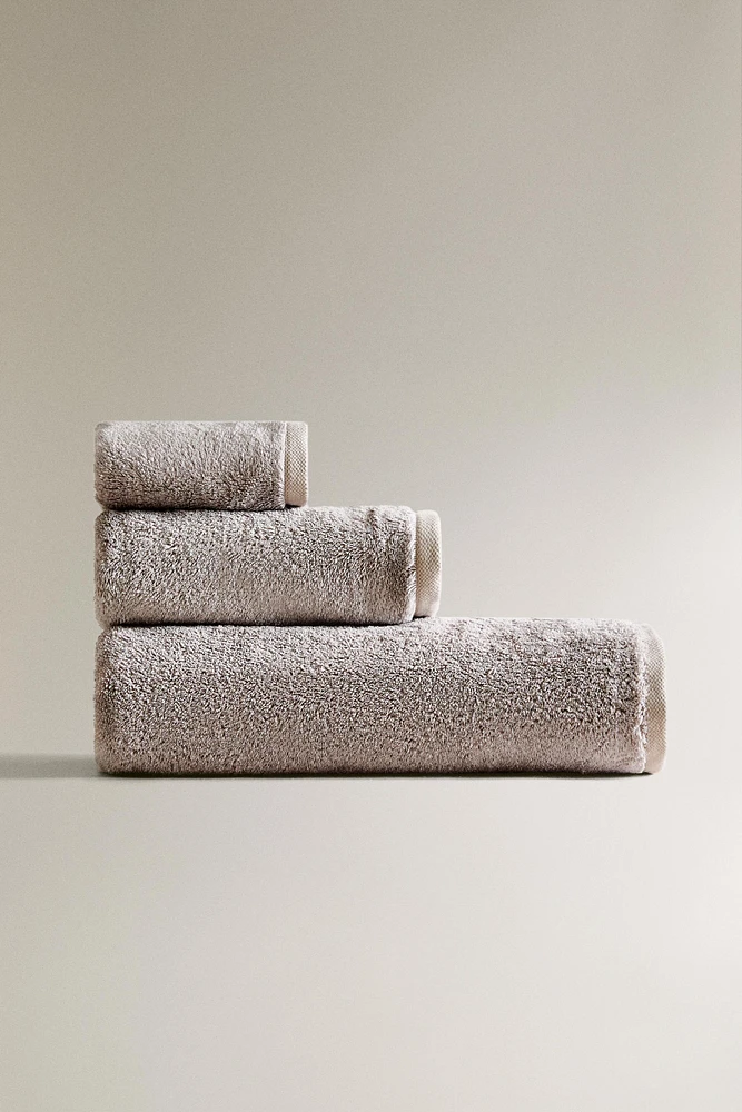 MODAL AND COTTON BATH TOWEL