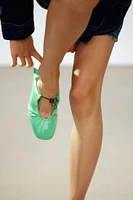 SATIN EFFECT RUCHED BALLET FLATS