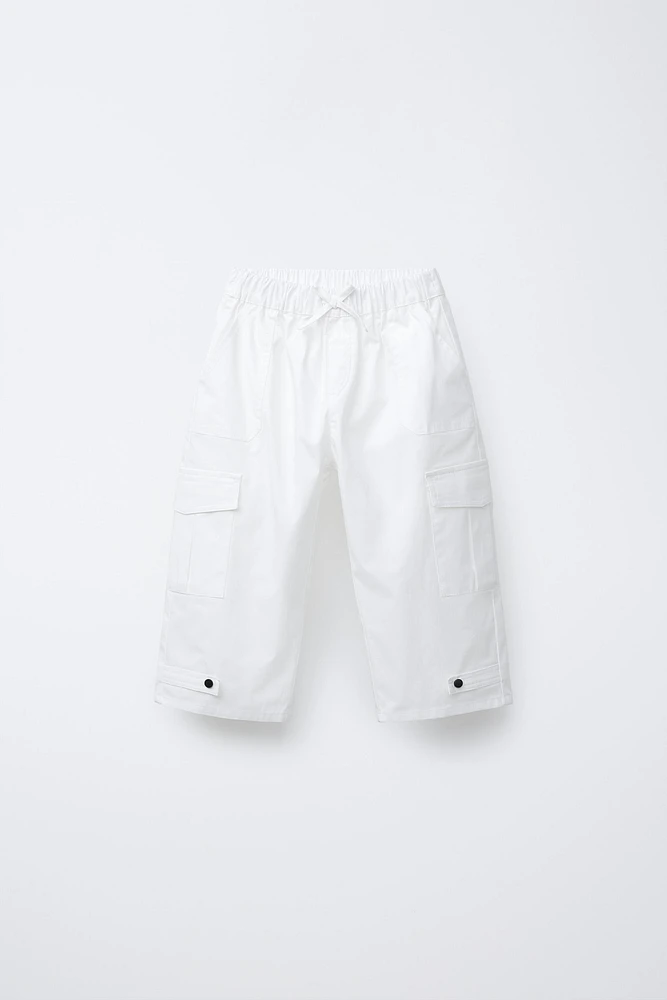 MULTI-POCKET CARGO PANTS