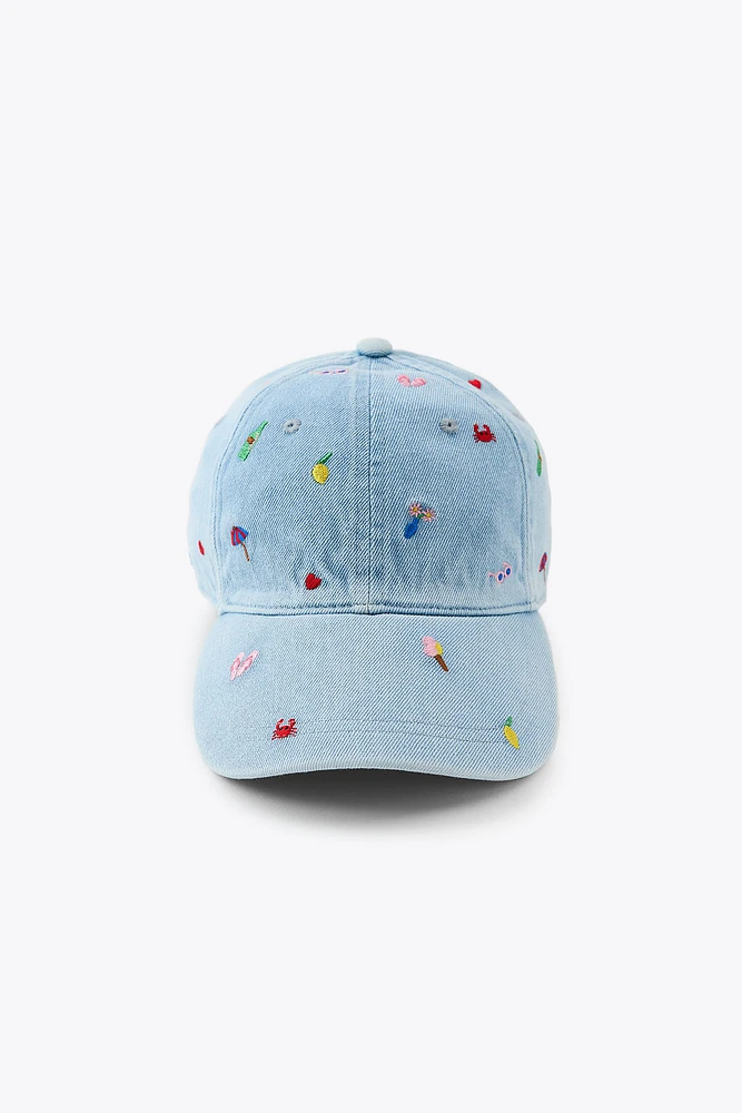 CASQUETTE EN JEAN BRODÉE