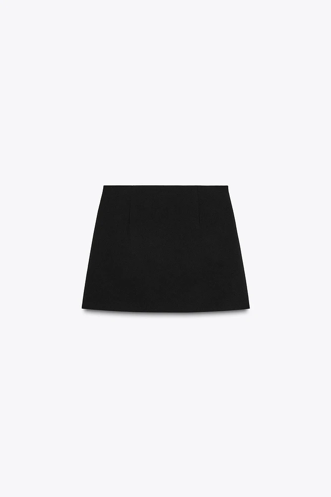 JUPE-SHORT À BOUTONS
