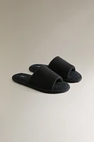 OPEN TERRYCLOTH BATHROOM SLIPPERS