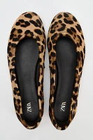BALLERINES EN CUIR À IMPRIMÉ ANIMALIER