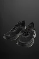 RUNNING SNEAKERS
