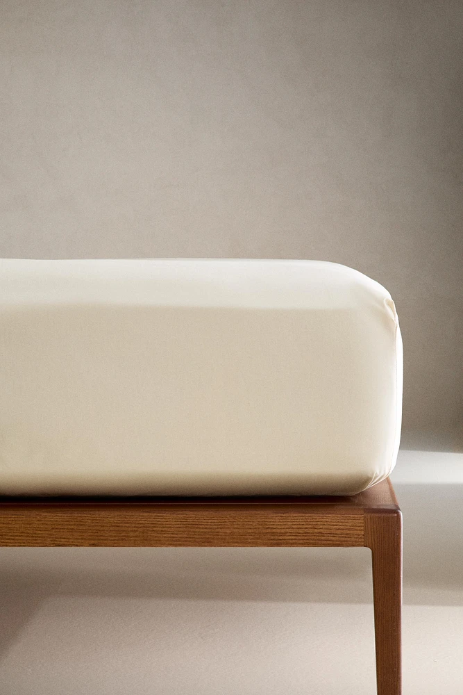 PERCALE FITTED SHEET | 15.7" THICK (200 THREAD COUNT)