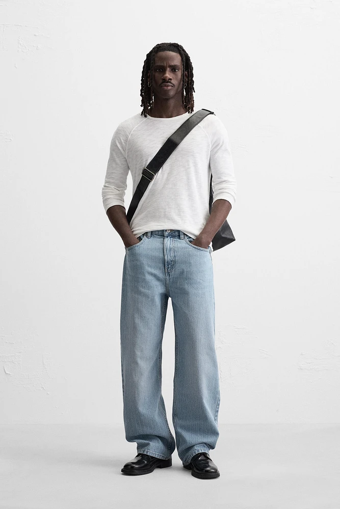 JEAN RELAXED FIT STRUCTURÉ