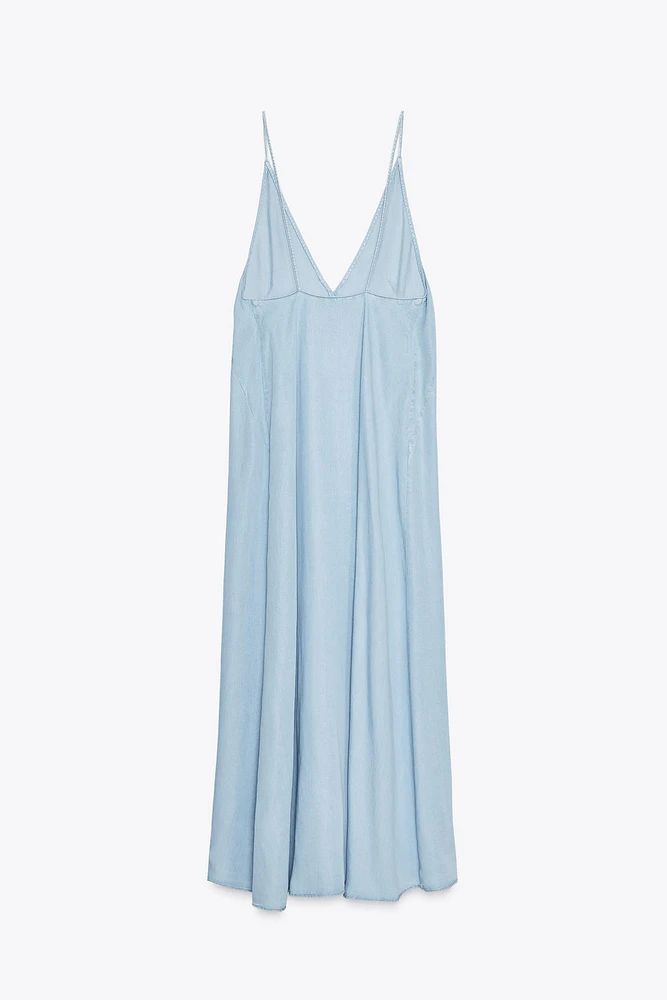 FLOWY MIDI DRESS