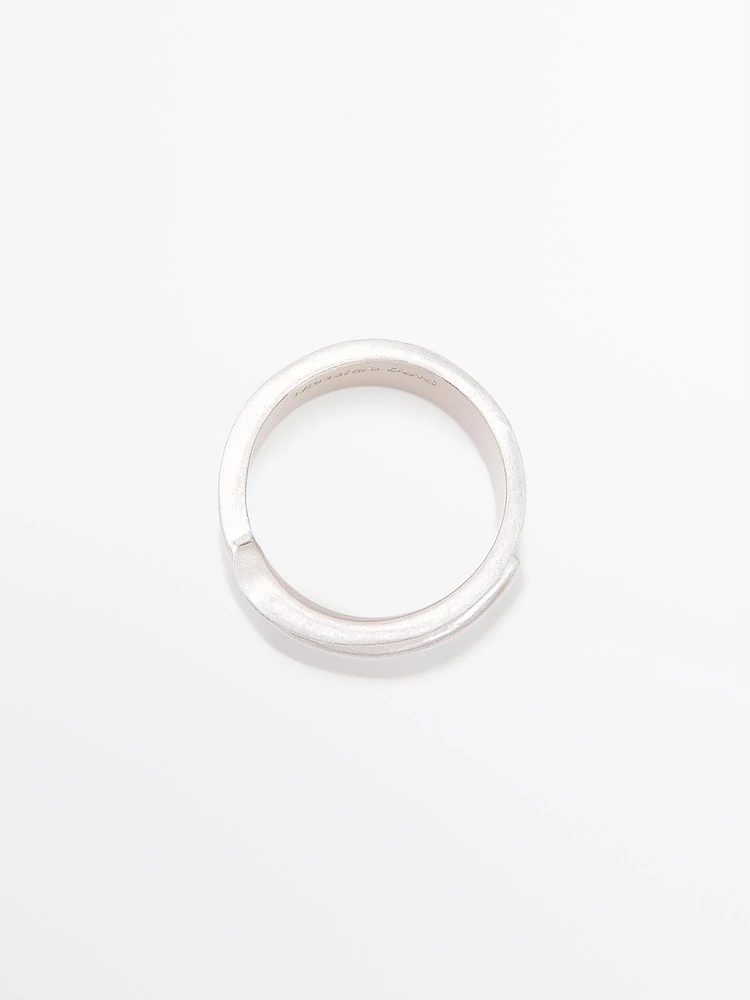 Almond ring