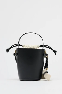 DRAWSTRING BUCKET BAG