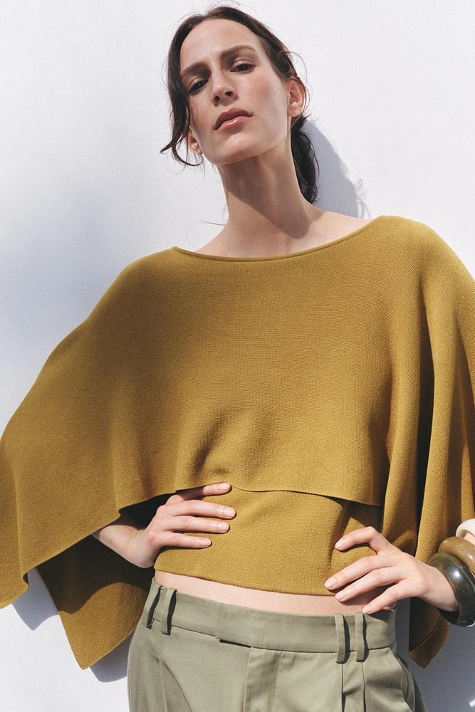 LAYERED KNIT TOP