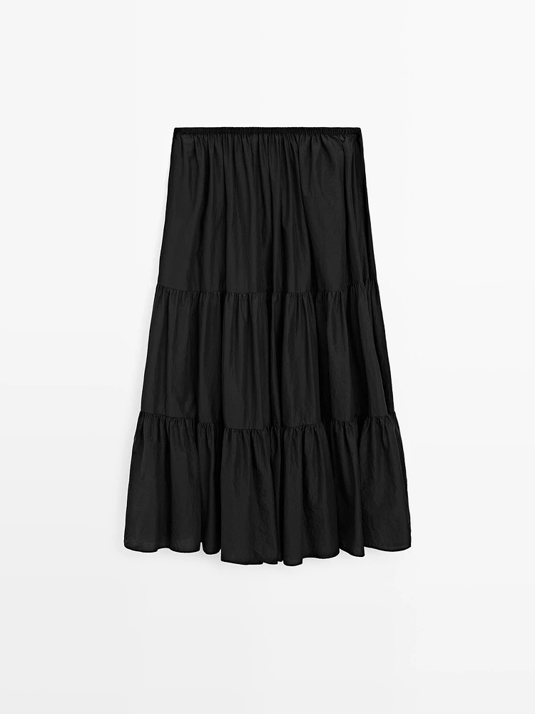 Long flared skirt with gathered detail