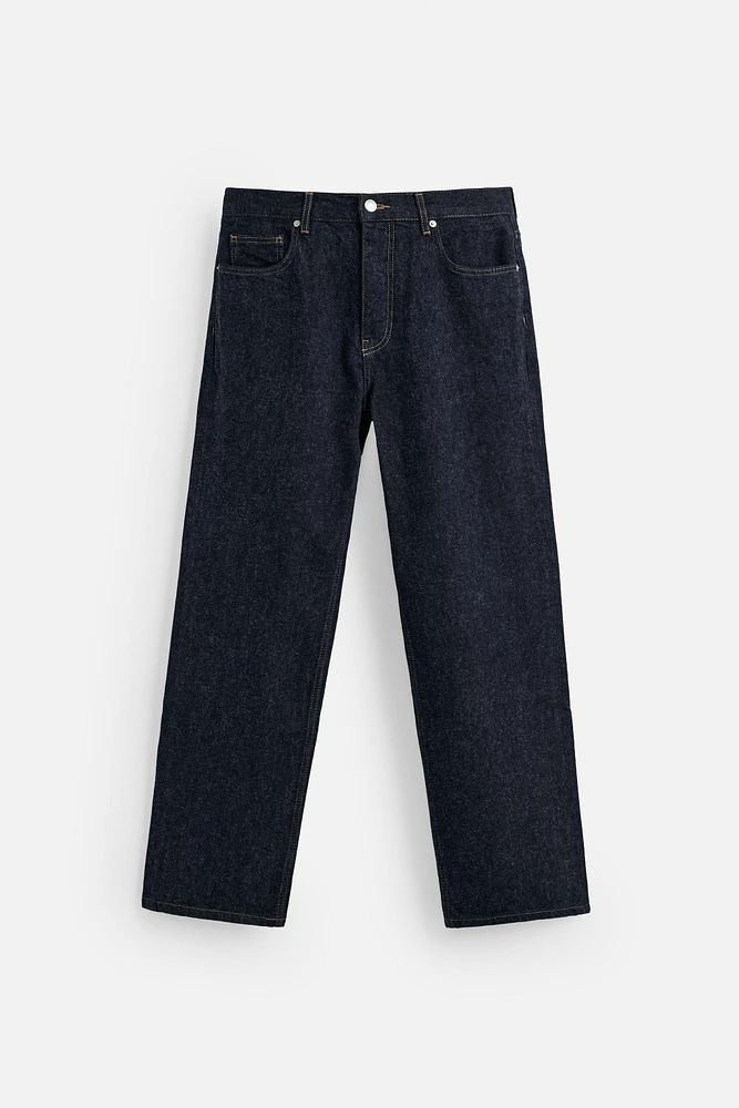 JEAN STRAIGHT FIT BROSSÉ