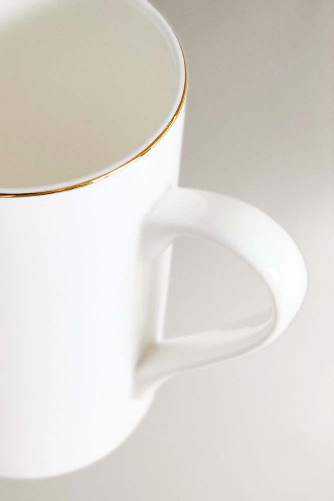 TASSE PORCELAINE BONE CHINA BORD