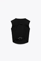 STRETCH CONTOURING BUCKLE TOP