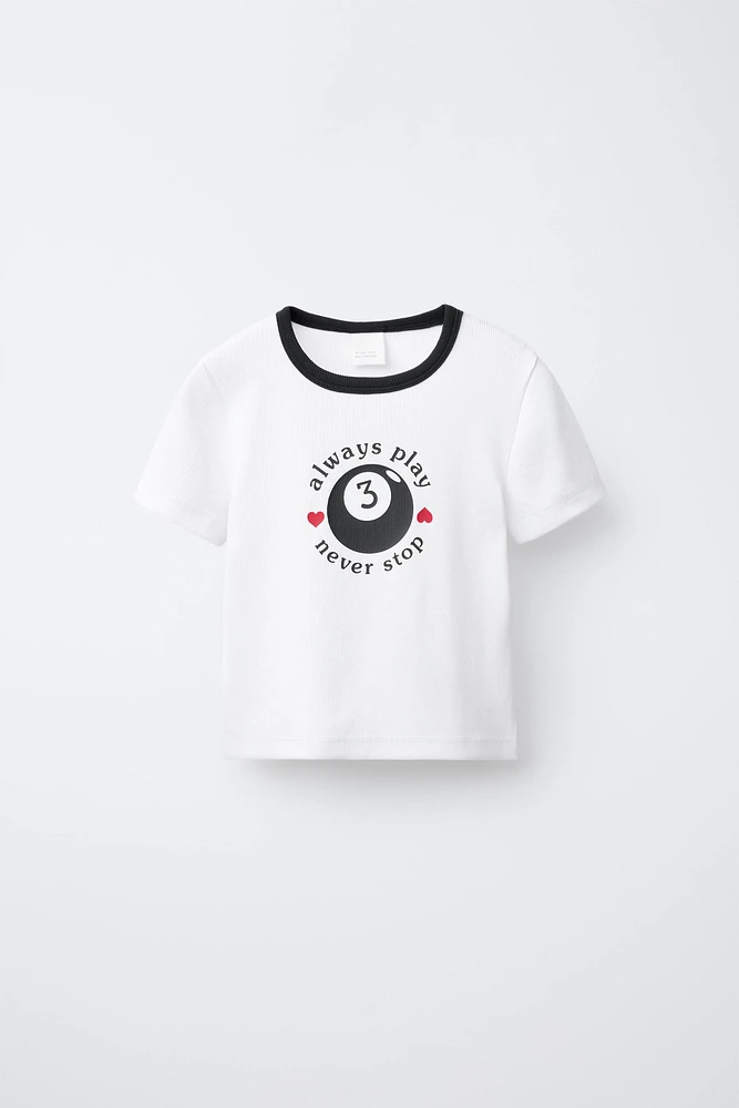 CONTRAST TEXT RIBBED T-SHIRT