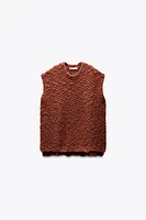 OVERSIZED TEXTURED KNIT VEST