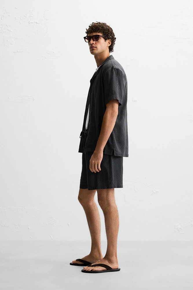 CHEMISE JACQUARD GÉOMÉTRIQUE