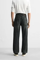 STRAIGHT FIT RELAXED JEANS
