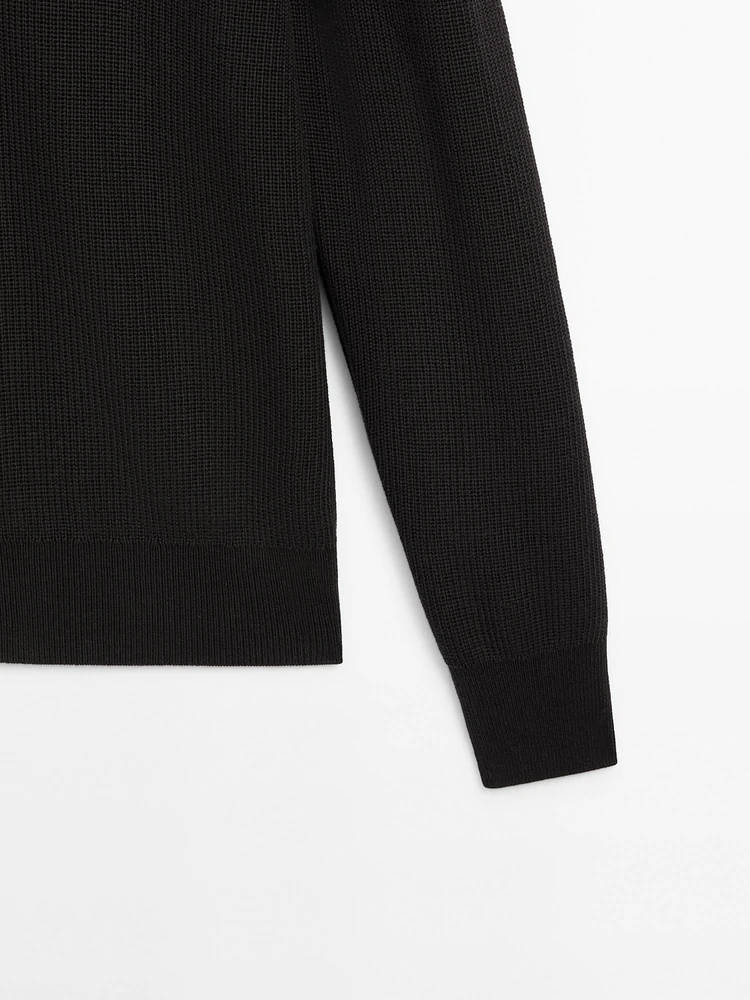 Pull en maille de coton à col boutonné