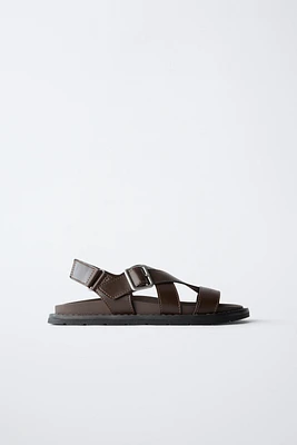 SANDALES À BOUCLE