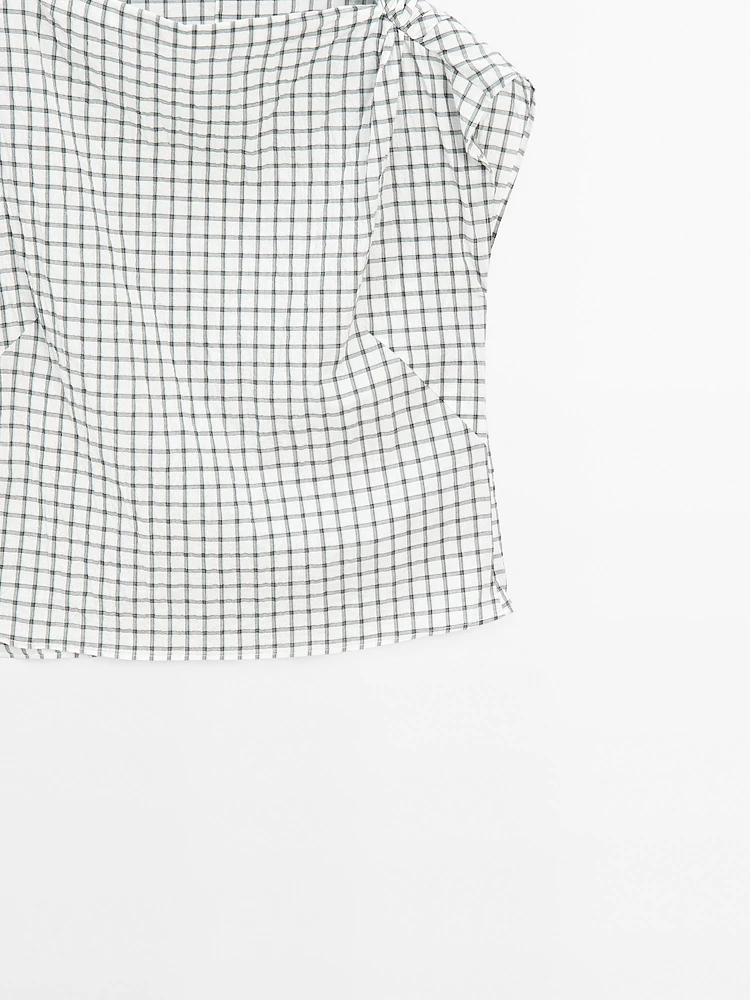 Draped neck check top