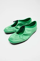 SATIN EFFECT RUCHED BALLET FLATS