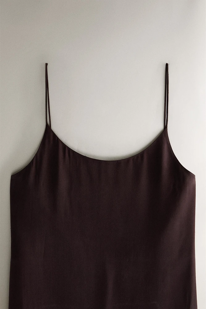 SILK NIGHTGOWN