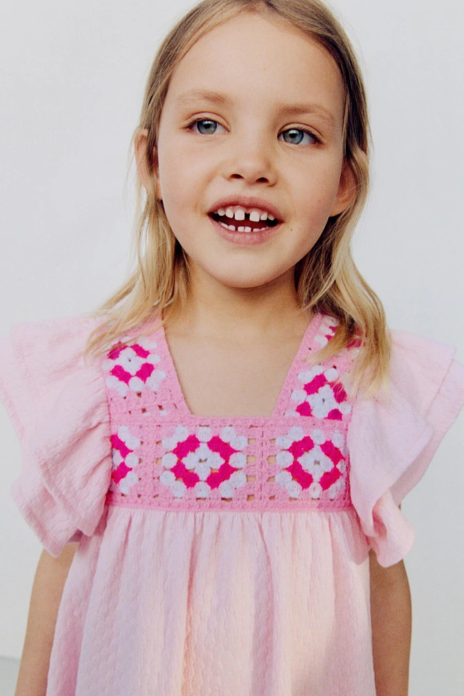 ROBE STRUCTURÉE CROCHET
