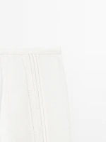 Pantalon avec broderies en coton mélangé